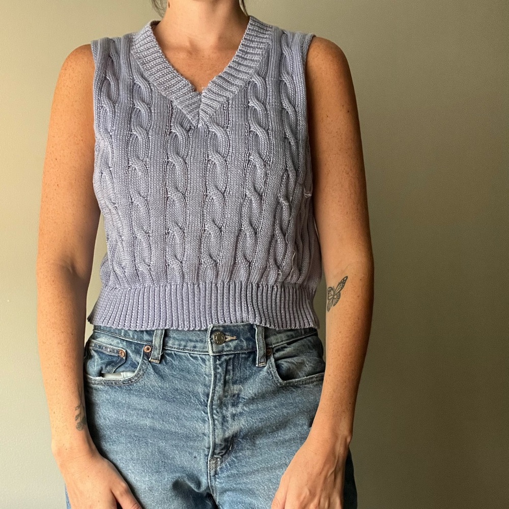Lavender Cable Knit Sleeveless Sweater Vest Tank Cropped (Minor Damage)